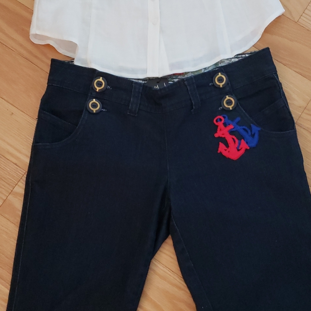 Nautical navy capris with trim size 11 - Picture 3 of 7